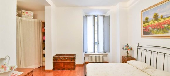 Apartamento de 4 dormitorios en Como, Italy No. 174601 34