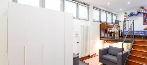 Apartamento de 4 dormitorios en Como, Italy No. 174601 3