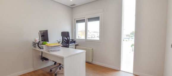 4 bedrooms House in Santa Pola, Spain No. 12032 22