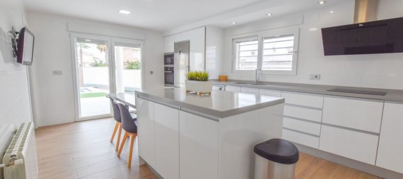 4 bedrooms House in Santa Pola, Spain No. 12032 14