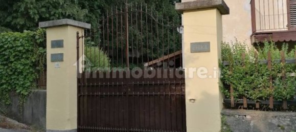 4 bedrooms Villa in Angrogna, Italy No. 298182 3