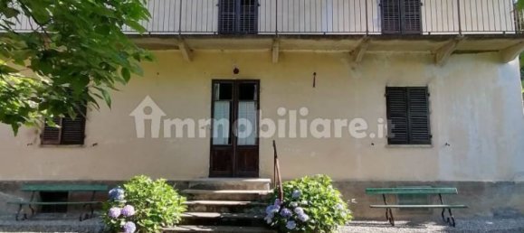 4 bedrooms Villa in Angrogna, Italy No. 298182 5