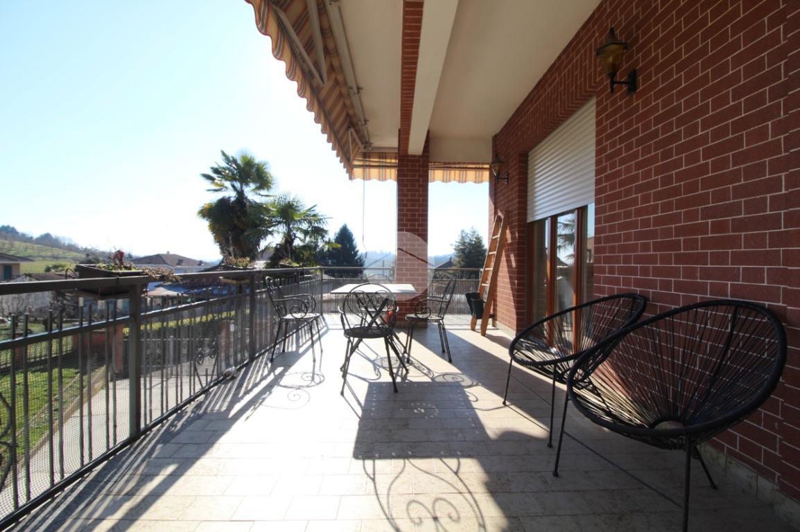 5 rooms Villa in Pocapaglia, Italy No. 153744