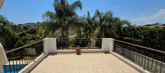 Коммерческая недвижимость с 3 спальнями в Агиос Тихонас, Кипр № 20497 12