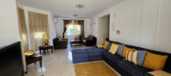 Коммерческая недвижимость с 3 спальнями в Агиос Тихонас, Кипр № 20497 2