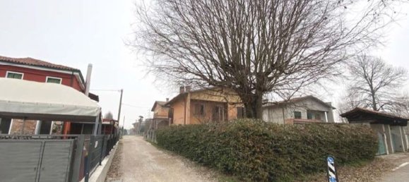 4 rooms Apartment in Abano Terme, Italy No. 15418 6