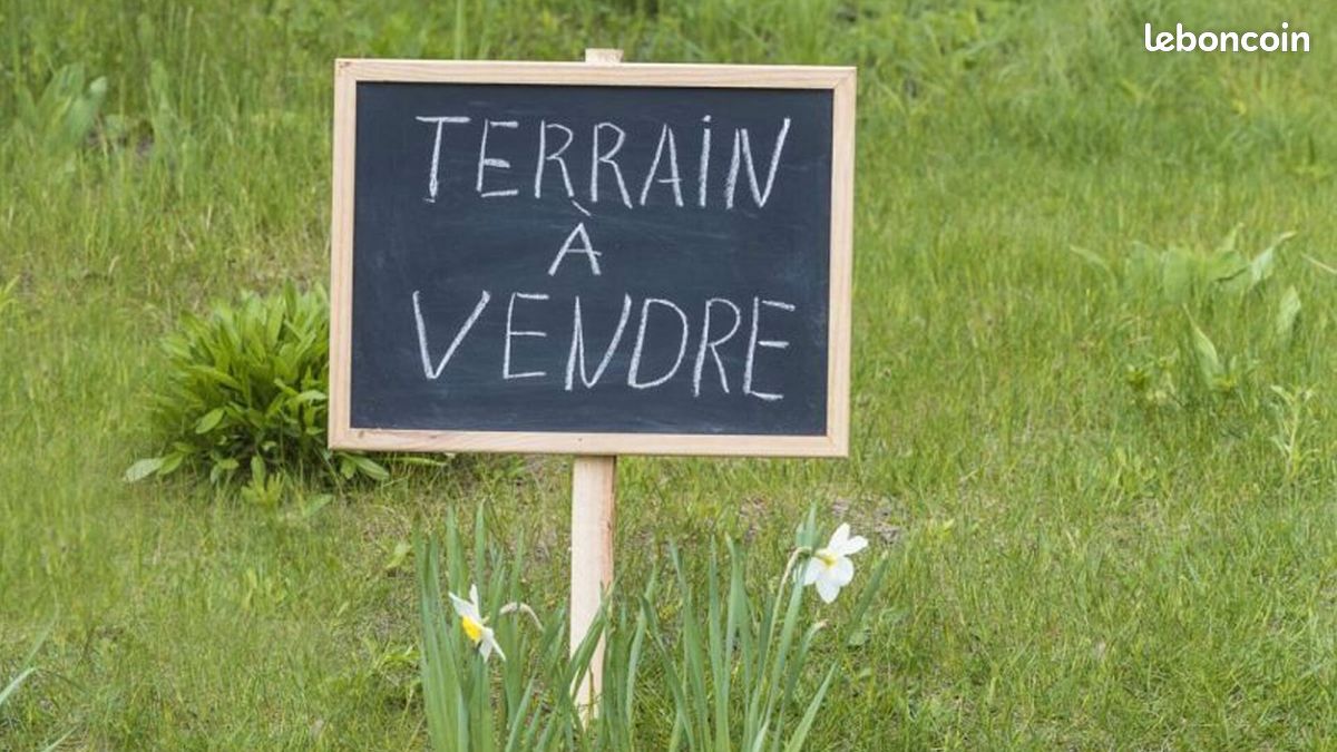 911m² Land in Vennecy, France No. 83751