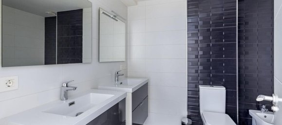 Apartamento de 2 dormitorios en Granada, Spain No. 135436 18