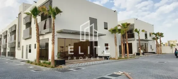 4792m² Building for sale in Dubai, UAE № 97731 2