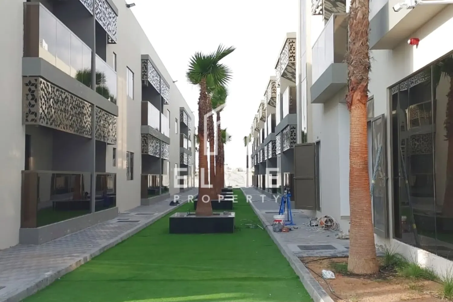 Gebäude in Dubai, UAE 4792m², Nr. 97731