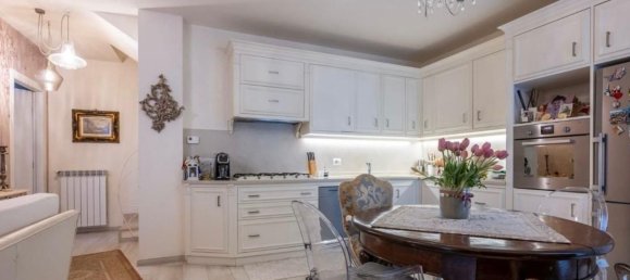 3-salle Maison à Castelfranco di Sotto, Italy No. 296614 11