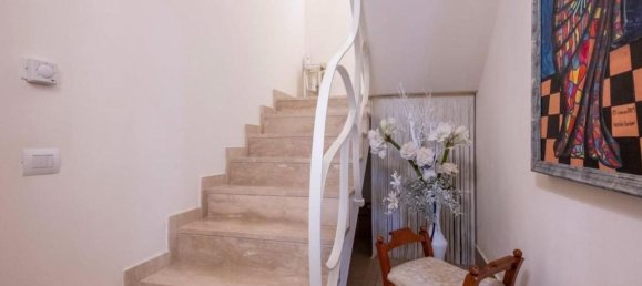 3-salle Maison à Castelfranco di Sotto, Italy No. 296614 26