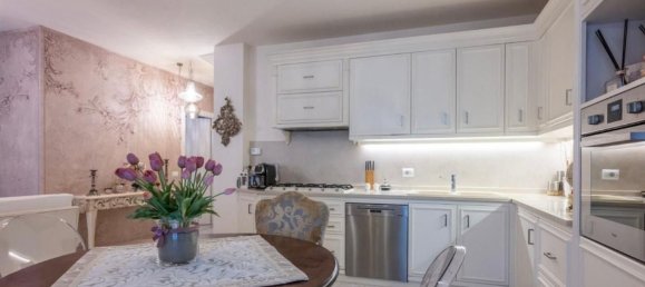 3-salle Maison à Castelfranco di Sotto, Italy No. 296614 10