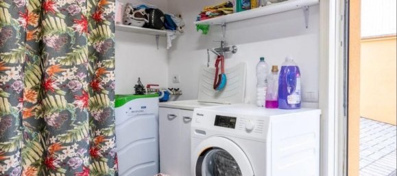 3-salle Maison à Castelfranco di Sotto, Italy No. 296614 28