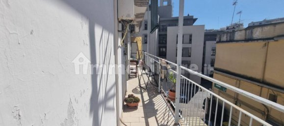 2 Schlafzimmer Wohnung in Naples, Italy, Nr. 313665 17