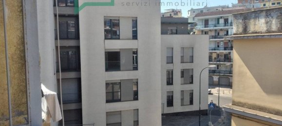 2 Schlafzimmer Wohnung in Naples, Italy, Nr. 313665 7