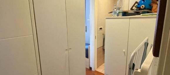 3 bedrooms Apartment in Rome, Italy No. 336604 21