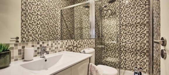 5 bedrooms Duplex in Lisbon, Portugal No. 11023 7