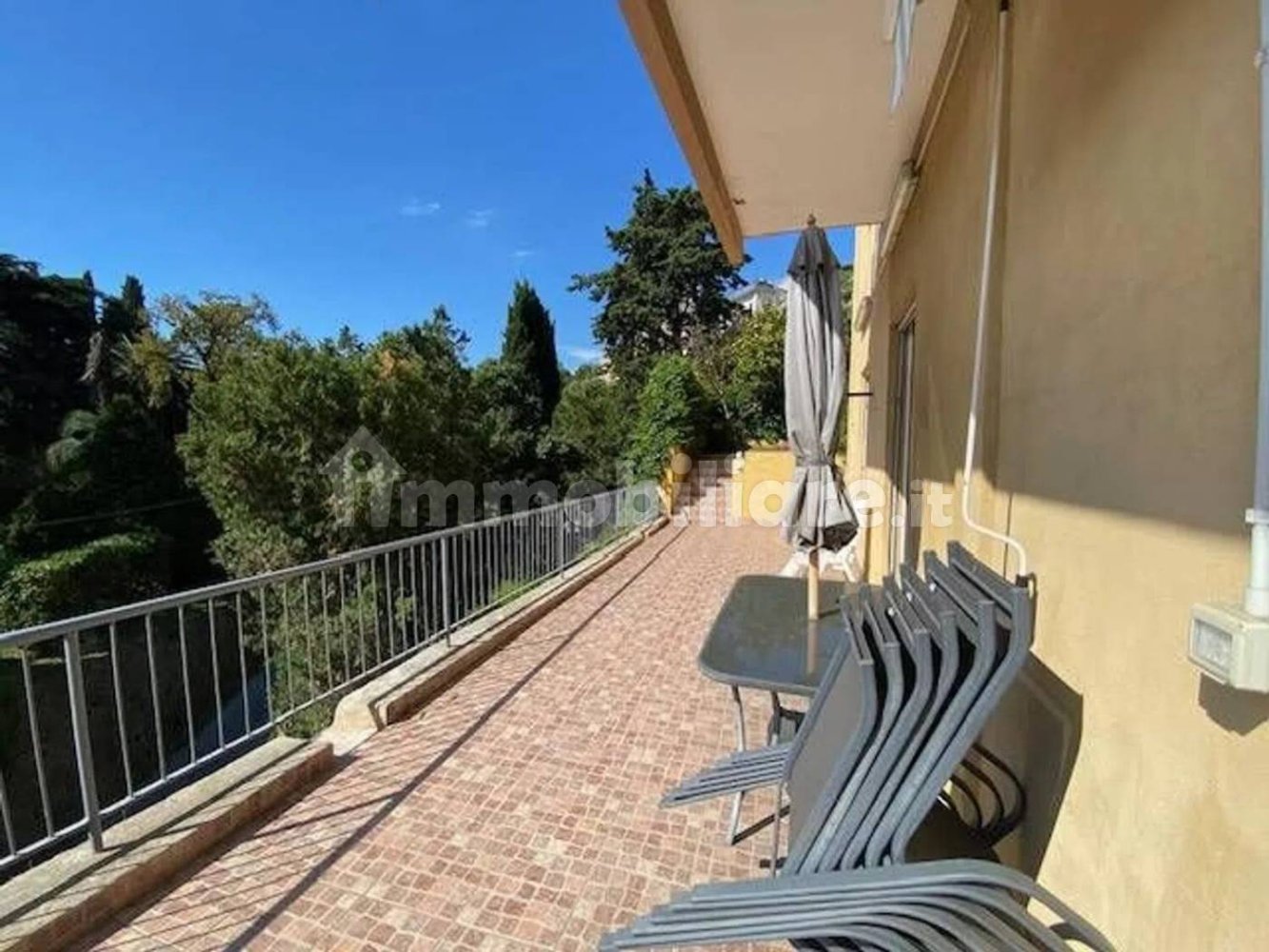 5 bedrooms Apartment in Albissola Marina, Italy No. 285703