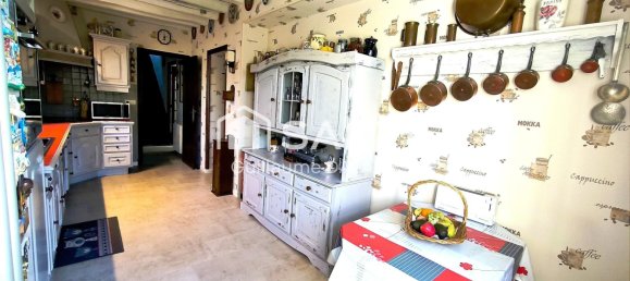 4 chambres Maison à Verneuil-en-Halatte, France No. 221863 5