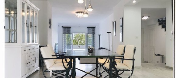 3 Schlafzimmer Stadthaus in La Duquesa, Spain, Nr. 183898 16