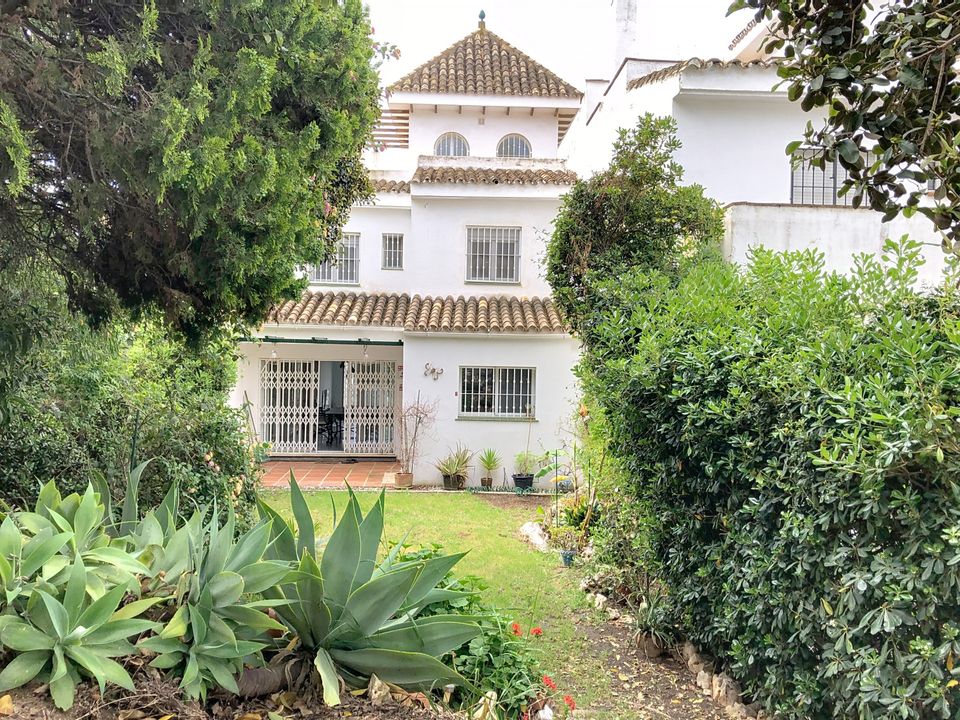 3 Schlafzimmer Stadthaus in La Duquesa, Spain, Nr. 183898