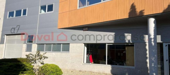 1293m² Warehouse in Vigo, Spain No. 38458 2