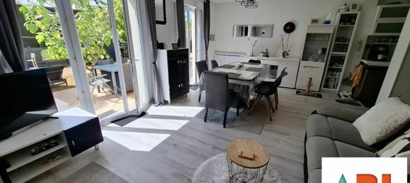 3 bedrooms House in Coueron, France No. 360523 3