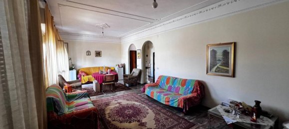 6-salle Appartement à Montesilvano, Italy No. 22994 3