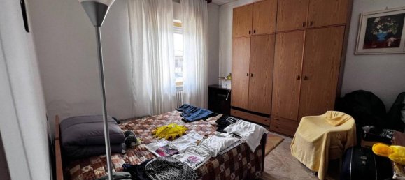 6-salle Appartement à Montesilvano, Italy No. 22994 7