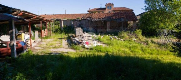 3 bedrooms House in Cavallerleone, Italy No. 151782 25