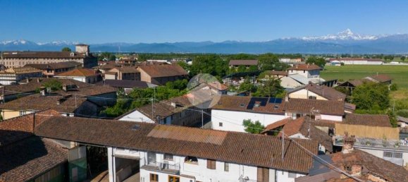 3 bedrooms House in Cavallerleone, Italy No. 151782 9