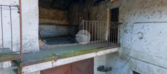 3 bedrooms House in Cavallerleone, Italy No. 151782 28