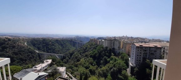 Apartamento de 6 habitaciónes en Catanzaro, Italy No. 90094 7