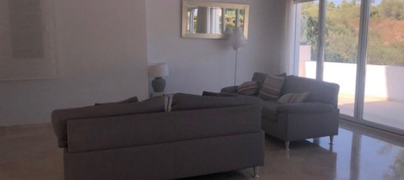 5 Schlafzimmer Villa in Marbella, Spain, Nr. 64301 8