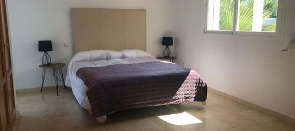 5 Schlafzimmer Villa in Marbella, Spain, Nr. 64301 4