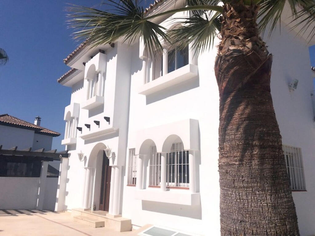 5 Schlafzimmer Villa in Marbella, Spain, Nr. 64301