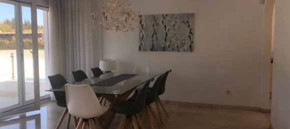 5 Schlafzimmer Villa in Marbella, Spain, Nr. 64301 28