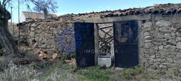 5 bedrooms Building in Oledo, Portugal No. 74657 3