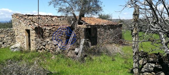 5 bedrooms Building in Oledo, Portugal No. 74657 5