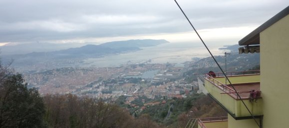 5 bedrooms Villa in La Spezia, Italy No. 325399 4