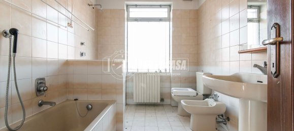 12-Zimmer Villa in Bulgarograsso, Italy, Nr. 333707 20