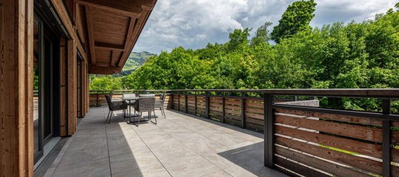 3غرفة شقة في Kitzbuhel, Austria رقم 189372 2