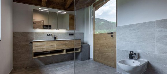 3غرفة شقة في Kitzbuhel, Austria رقم 189372 14