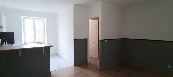 Здание 350м² в Тюйе-о-Грозей, Франция № 230304 3