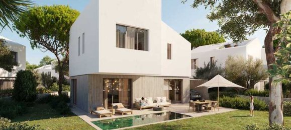 4 bedrooms House in Oroklini, Cyprus No. 10819 2