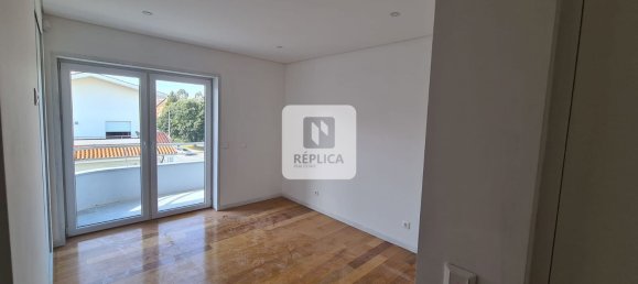 4 bedrooms House in Vila Nova de Gaia, Portugal No. 17780 13