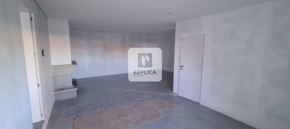 4 bedrooms House in Vila Nova de Gaia, Portugal No. 17780 5