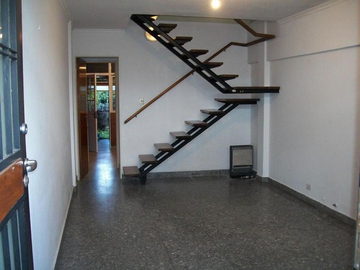 2 bedrooms House in Vicente Lopez, Argentina No. 18023