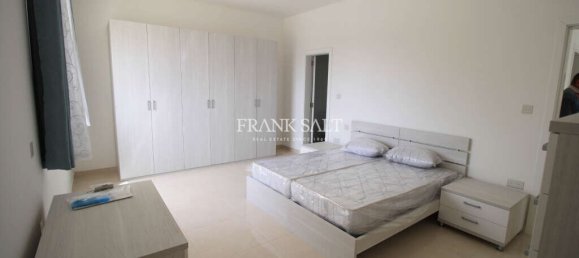 4 bedrooms Villa in Iklin, Malta No. 9516 11